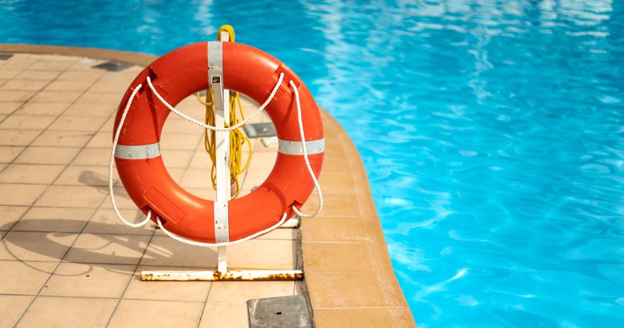 sicurezza piscina